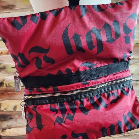 L.A.M.B. Gwen Stefani Makeup LeSportsac Red Rare Double Bum Waist Fanny Belt Bag - Picture 5 of 16